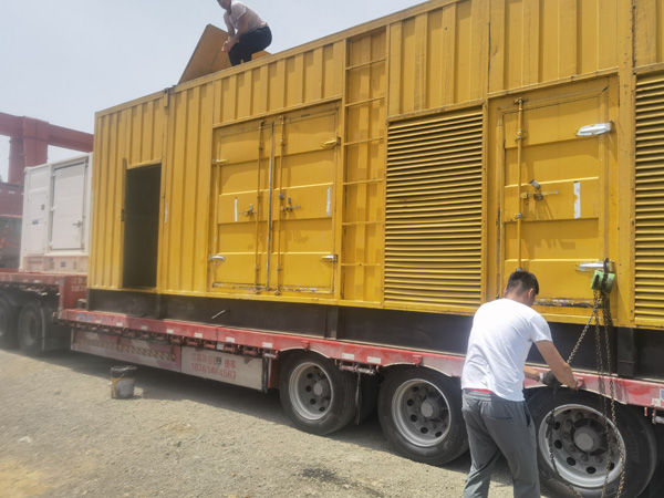 房山汽油发电机对供油装置的要求