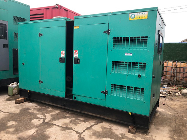 房山怎样合理控制磷酸铁锂蓄电池的充放电倍率以延长其使用寿命？